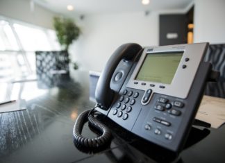 Jak dostać pracę jako telemarketer? Jak dostać pracę jako telemarketer?